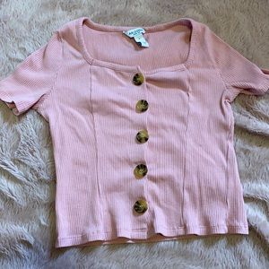 Cute pink cropped shirt